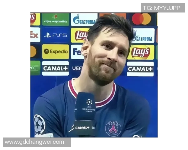 足球明星扎辫子凶引发热议球场风格与个人魅力的完美结合